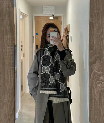 VS - GUKI Scarf - 330