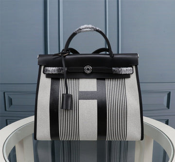 VS - HMS Bags - 526