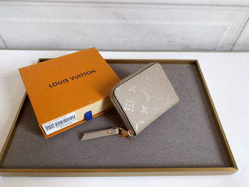 VS - LOV Wallets - 671