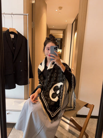 VS - LOV Scarf - 149