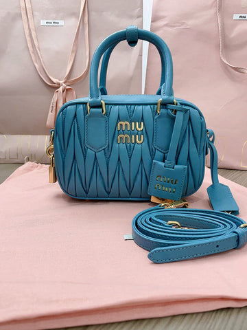 VS - MMU Bags - 057