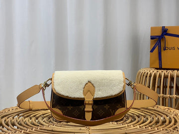 VS - LOV Bags - 1077