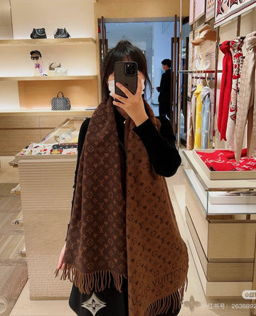VS - LOV Scarf - 063