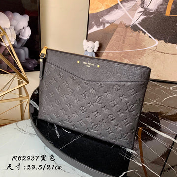 VS - LOV Women Bag - 650
