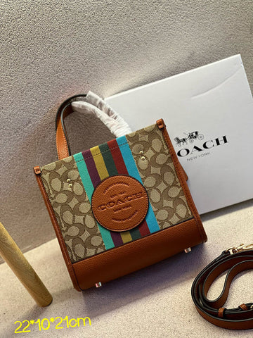 VS - CAH Bags - 693