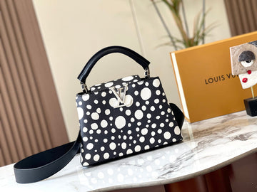 VS - GUKI Women Bags - 1599