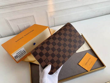 VS - LOV Wallets - 682