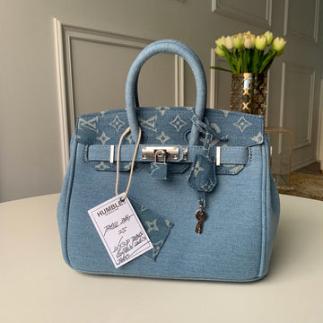 VS - Latest - 2879