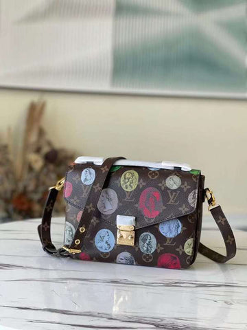 LOV2 Bags - Luxurious Bags  732