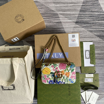 VS - GUKI Bags - 1957