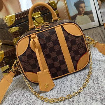 LOV2 Bags - Luxurious Bags  1402