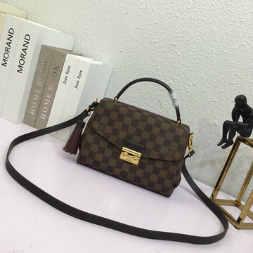 LOV2 Bags - Luxurious Bags  900