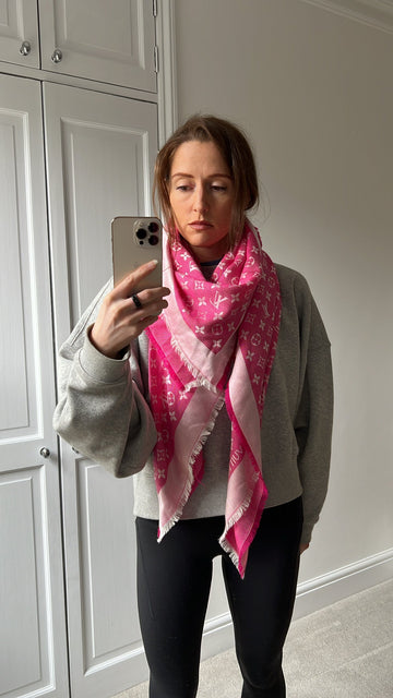 Louis Vuitton Pink Monogram Shawl (RRP £450)