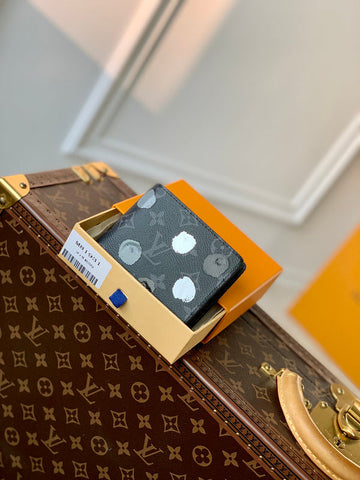VS - LOV Wallets - 300