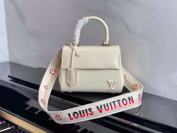 LOV2 Bags - Luxurious Bags  025