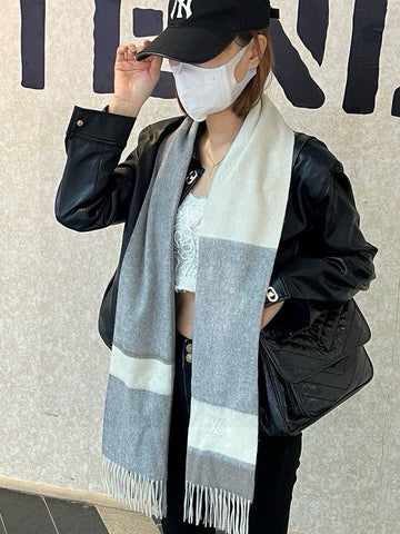 VS - LOV Scarf - 310