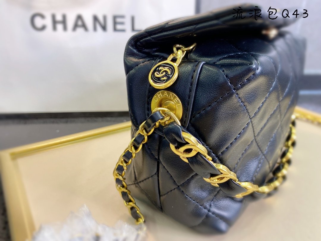 Designer bags by Chanel 129