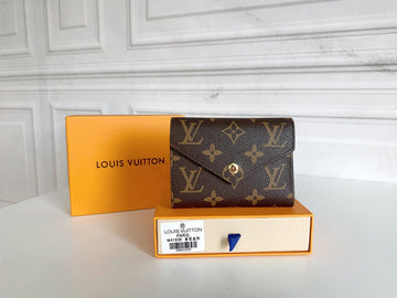 VS - LOV Wallets - 829