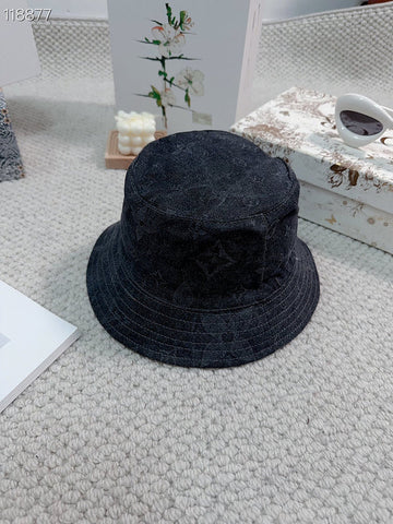 VS - LOV Cap - 611