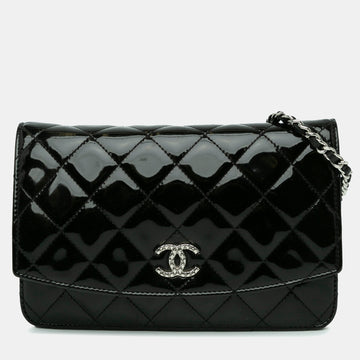 Quilted Patent Brilliant Wallet On Chain