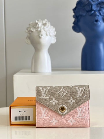 VS - LOV Wallets - 575
