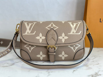 VS - LOV Women Bag - 564