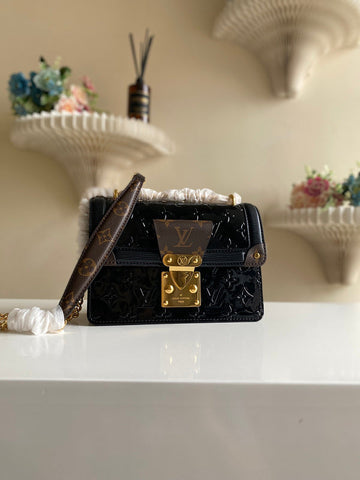 VS - LOV Women Bag - 2217