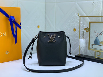 VS - GUKI Women Bags - 2080