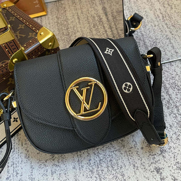 LOV2 Bags - Luxurious Bags  1047