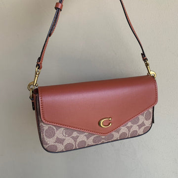 VS - CAH Bags - 640
