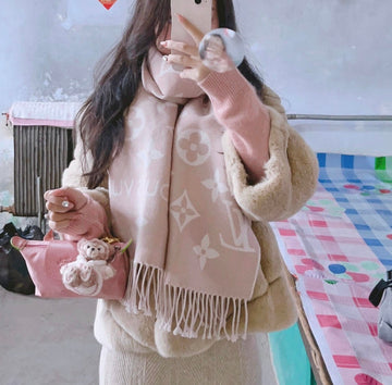 VS - LOV Scarf - 070