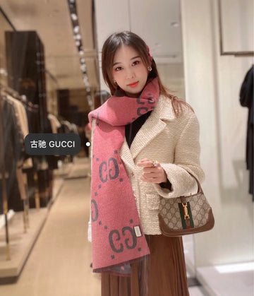 VS - GUKI Scarf - 200