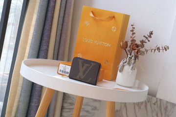 VS - LOV Wallet - 376