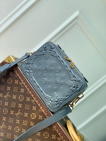 VS - LOV Women Bag - 1733