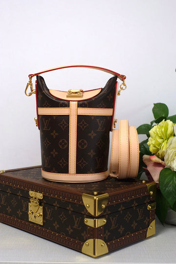 VS - LOV Women Bag - 549