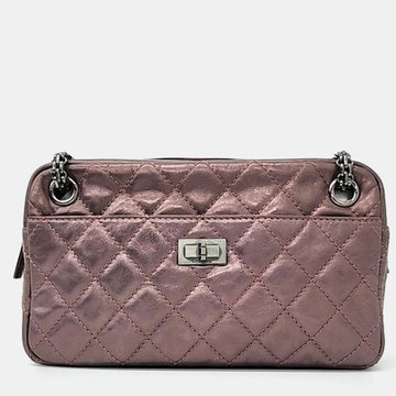 Rose Fonce Quilted Leather Small Reissue 2.55 Camera Bag