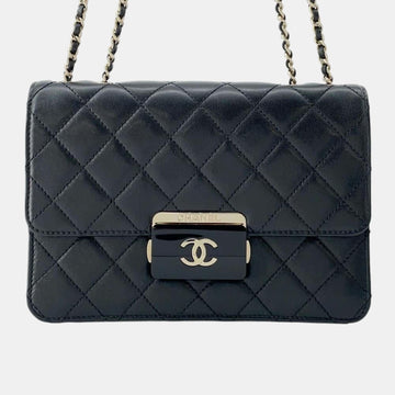Black Leather Beauty Lock Flap Coco Mark Chain Shoulder Bag