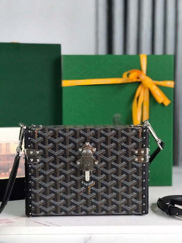 VS - GYO Bags - 008