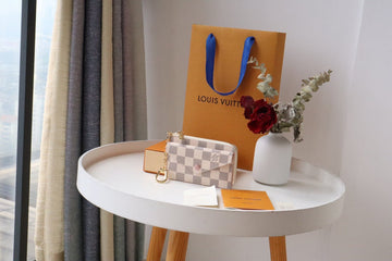VS - LOV Wallet - 710