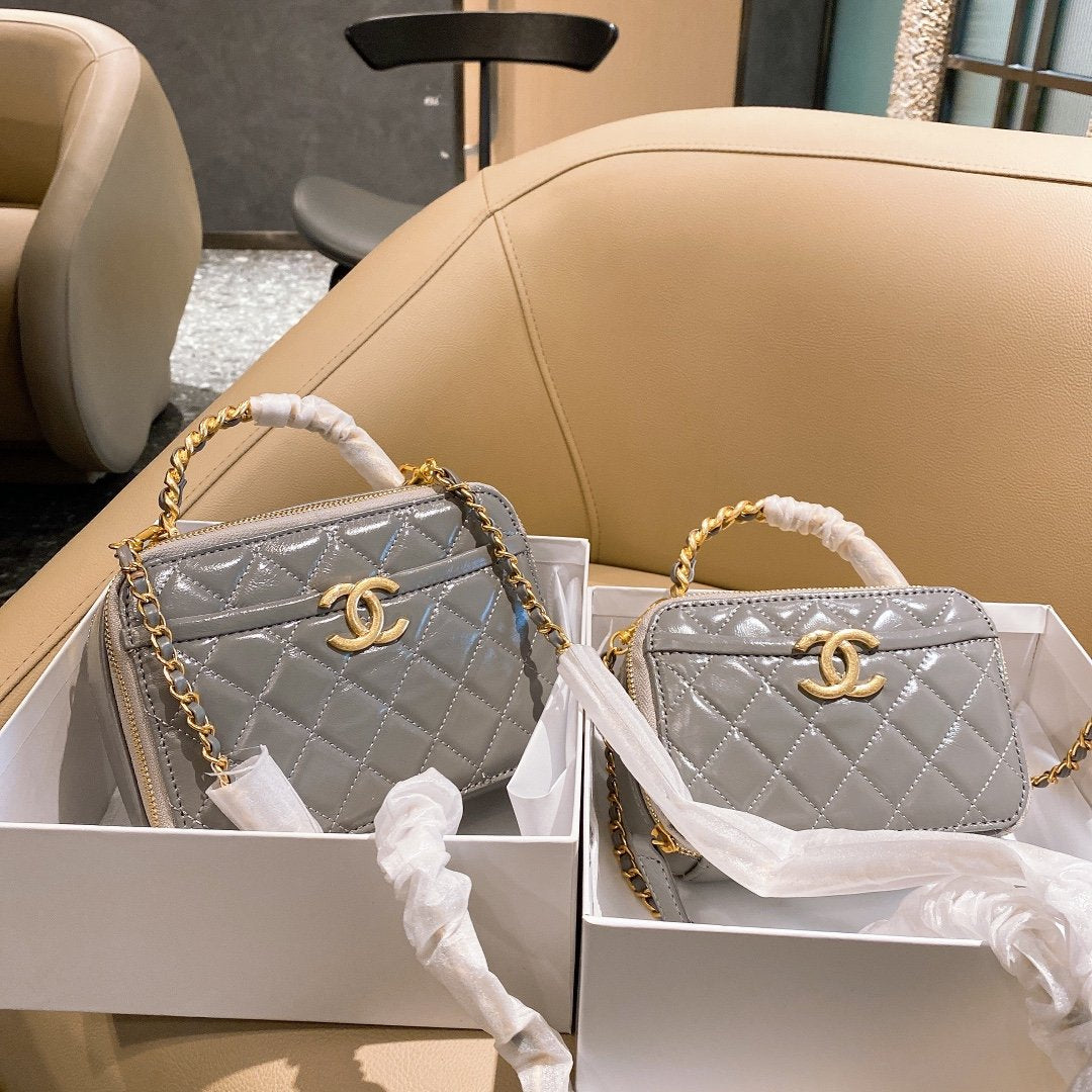 Designer bags by Chanel 065