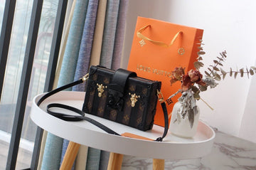VS Fashion Lu-Vi bags - 101