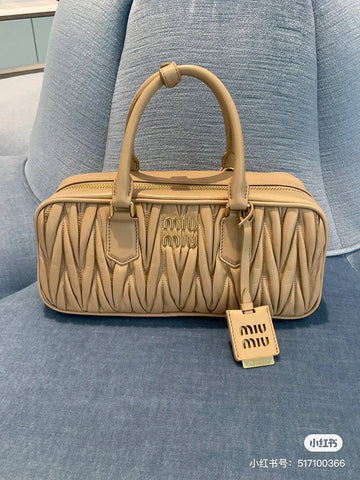 VS - MMU Bags - 003