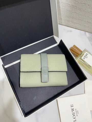 VS - LOW Wallet - 142