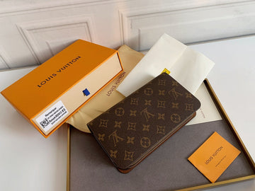 VS - LOV Wallets - 690