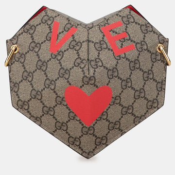 GG Supreme Heart Love on Chain