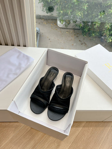 VS - THR Women Shoes - 130