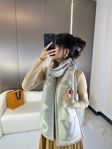VS - LOV Scarf - 284