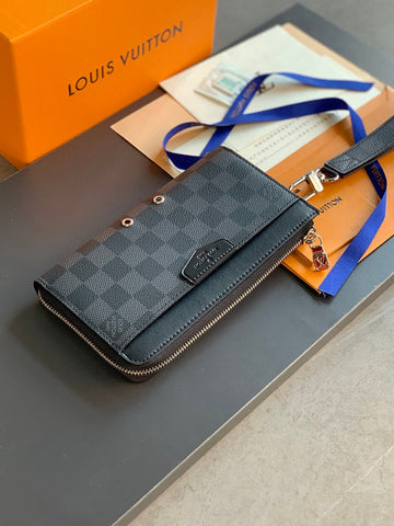 VS - LOV Wallets - 451