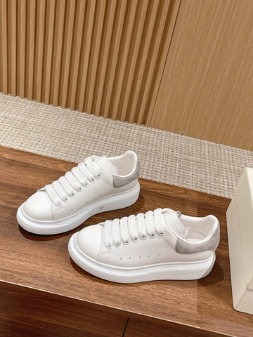 VS - AQ Women Shoes - 012