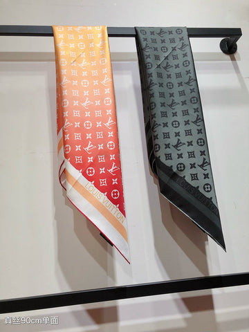VS - LOV Scarf - 509